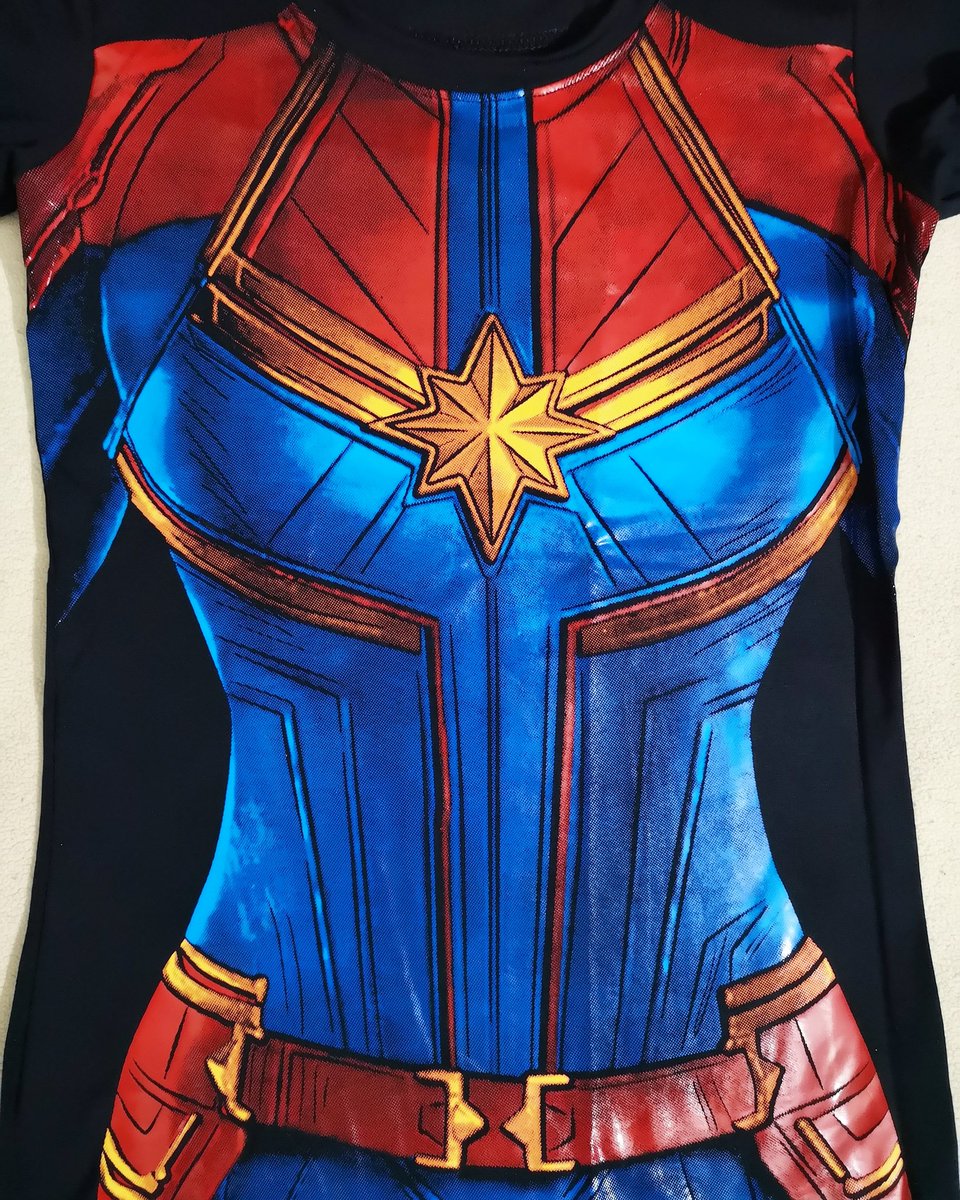 camiseta capitana marvel