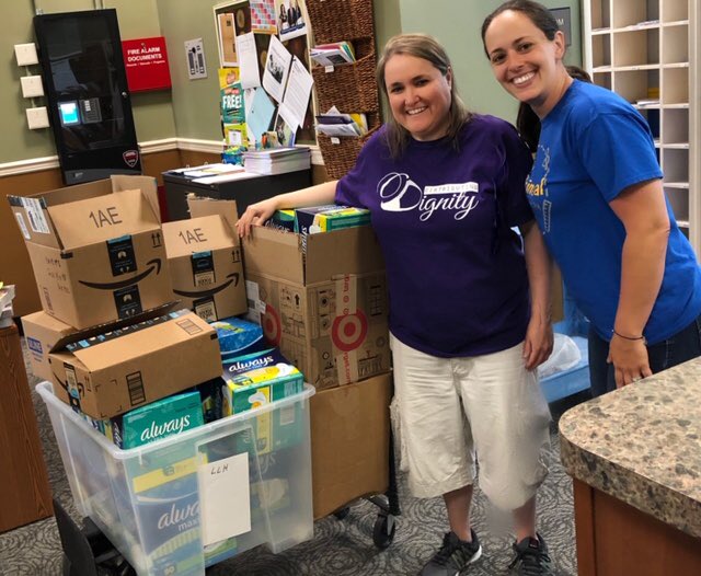 _AmandaFry's tweet photo. I cannot thank our school social worker @MichelleNussba2 for working so hard to form our partnership @MES_EPTSD with @DistribDignity We look forward to supporting the women in our community! https://t.co/VfJRsM8Qsi