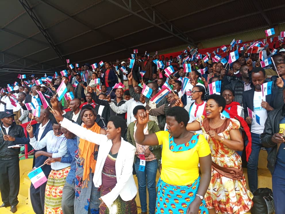 butare99's tweet photo. Uyu munsi mukarere ka Gicumbi, abanyamuryango ba @rpfinkotanyi batoye inzego za #RPFElections arizo Komite Nyobozi ku rwego rw'Akarere, Urugaga rw'Urubyiruko ndetse n'urugaga rw'abagore @BusingyeJohns @gatjmv https://t.co/SsEG2dKXYy