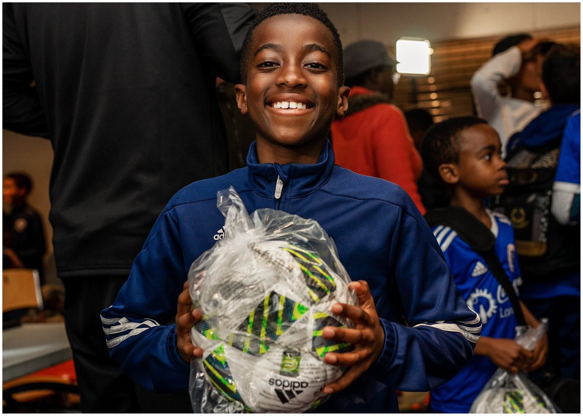 CoerverEW's tweet photo. On Friday, @DynamoYouthFC experience the Coerver® Activate and are ready to be a part of the #SkillsRevolution 💫
#DateToCreate
@adidasUK https://t.co/VpGnDmkjpD