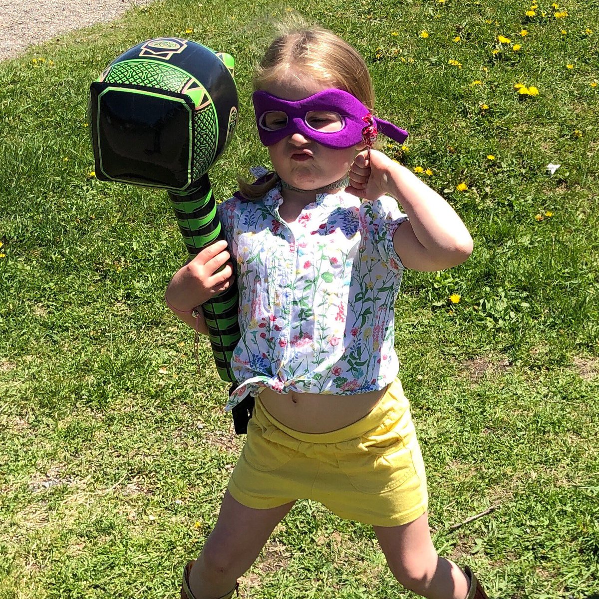 NigelWyles's tweet photo. In a world full of princesses, be your own superhero #Kickass #Thorah https://t.co/RaiWo5fjdL