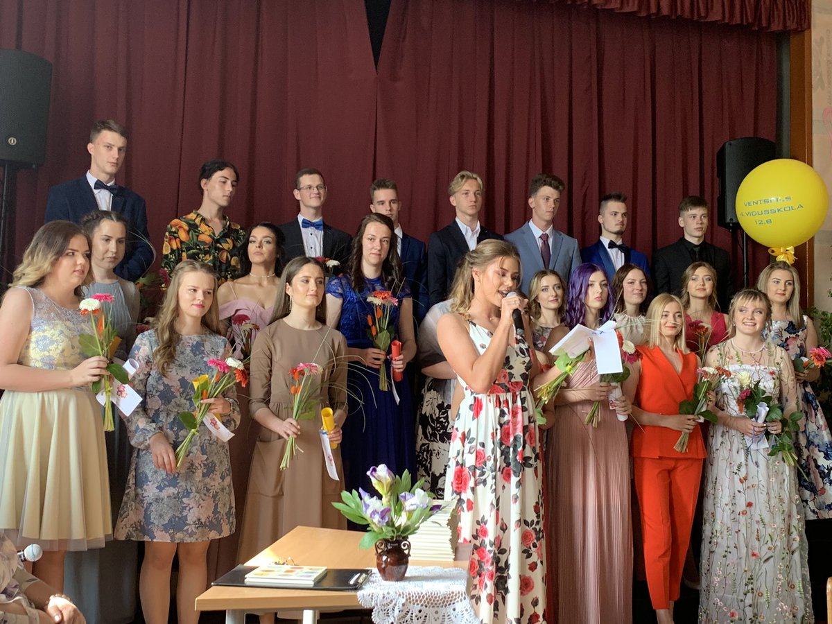 Šodien bija noslēdzošā diena mūsu 12.klasēm <a href="/v4vsk/">Ventspils 4. vsk</a>  Lai izdodas sasniegt augstākās virsotnes!