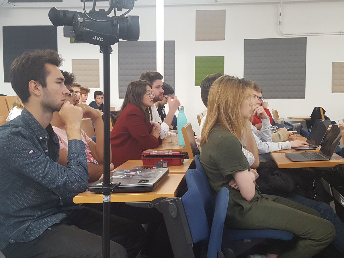 uvde_'s tweet photo. Et voila qui conclut la saison 2019 d'UVDE!
Nous remercions Virginie Julliard d'avoir animé cette rencontre.
Un grand merci également @hetic, au CRIHN et à la Chaire de recherche du Canada sur les humanités numériques d'avoir rendu ces rencontres possibles. 
A l'année prochaine! https://t.co/xHgiUsC1XU