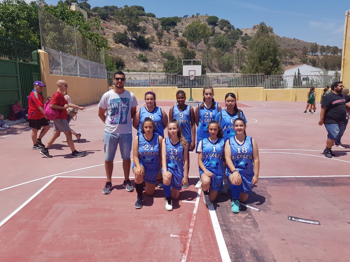 adecgoleta's tweet photo. #AmistososGoleta | En el día de hoy hemos disfrutado del #TorneoPO2019 con nuestras Infantiles Femeninas 🏀, Juveniles Femenino 🏐 y Cadete Masculino 🏀¡Estupendo día entre amigos!
#EternoJuanki 👋❤ #vamosgoleta https://t.co/DOMZXqh5na