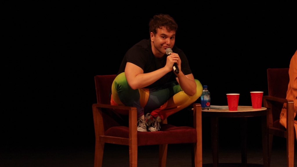 Twitter jonfavs Twitter jonfavs