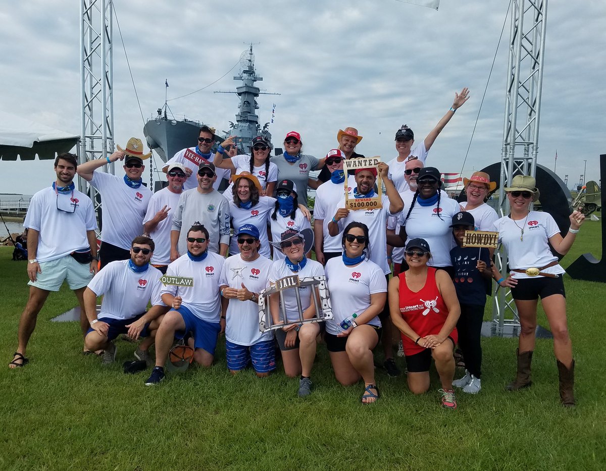 95KSJ's tweet photo. #teamiHeart #teamROWdeo #paddleatthebattle great charity for #fuseproject ❤👊🤠✔ @ USS ALABAMA Battleship Memorial Park https://t.co/Q5mnYx77hW