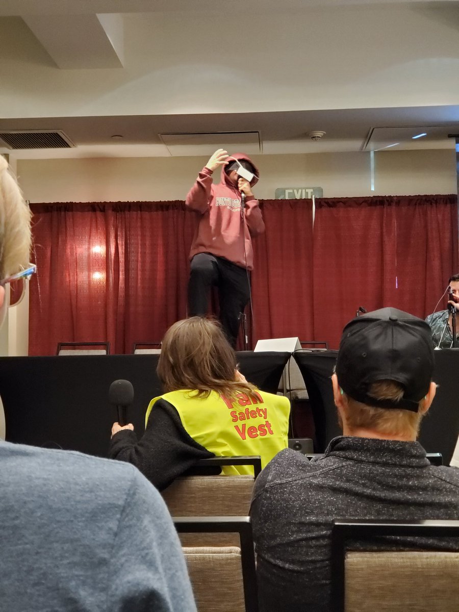 seanwasnotcool's tweet image. The Mane himself #BugCon2019
