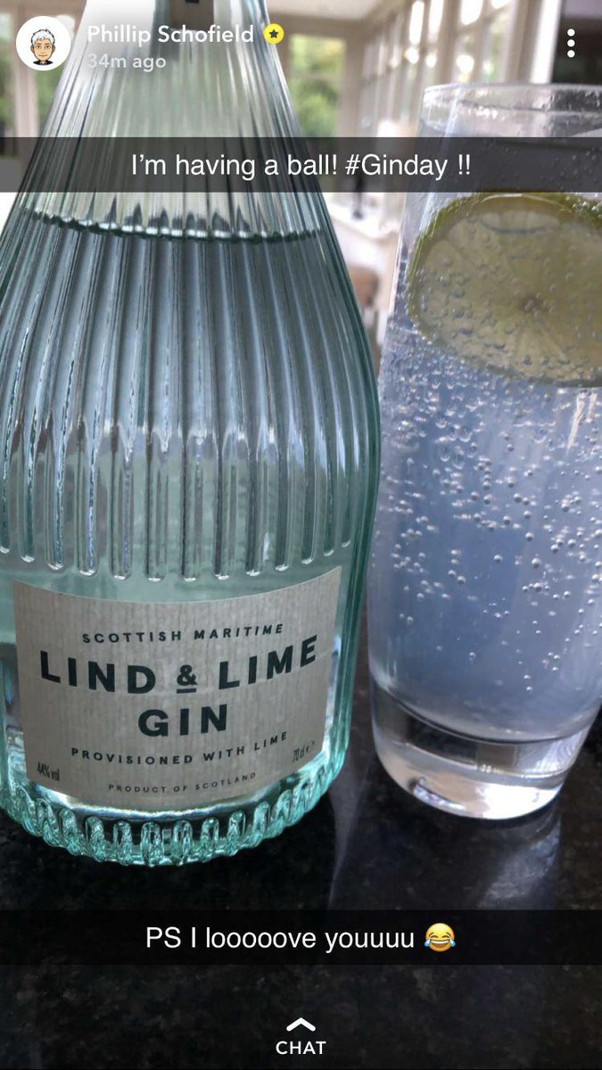NLCKitchen's tweet image. Amazing to see @Schofe enjoying the outstanding @LindAndLime Gin from our neighbours @leithdistillery 
 #LeithGin #GinNight #SchofeApproved #IfItsGoodEnoughForSchofe #LowCarb #Beautiful