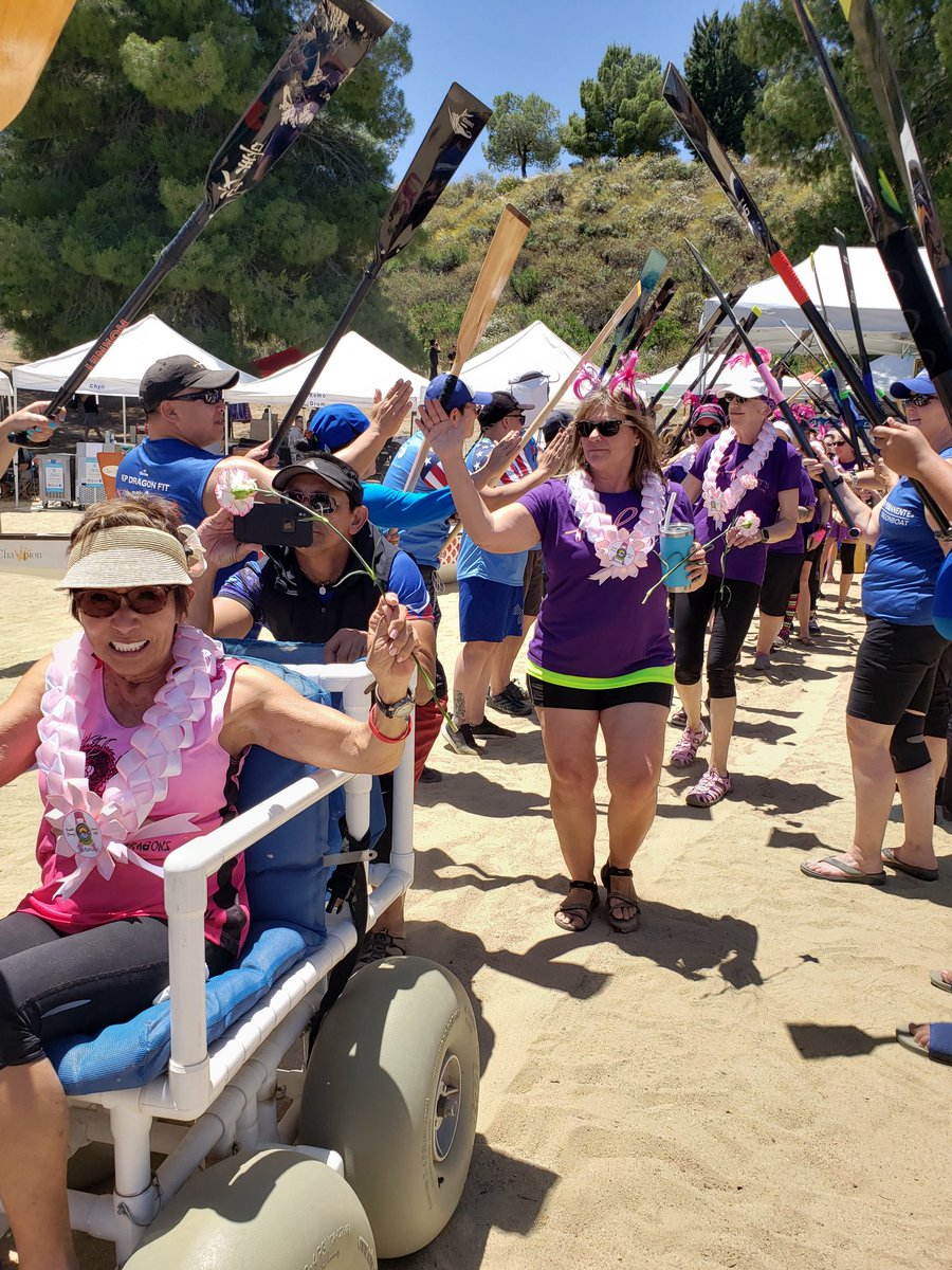 mifeng1's tweet photo. Our very own KP Dragonfit team comprised of KP staff from all over S. Cal  racing at the Castaic Lake Dragon Boat Festival today. A special and very touching breast cancer survivors ceremony also took place at the race!
#kpthrive 
#BreastCancerAwareness 
#DragonBoatFestival https://t.co/ZvO3p5y0qw