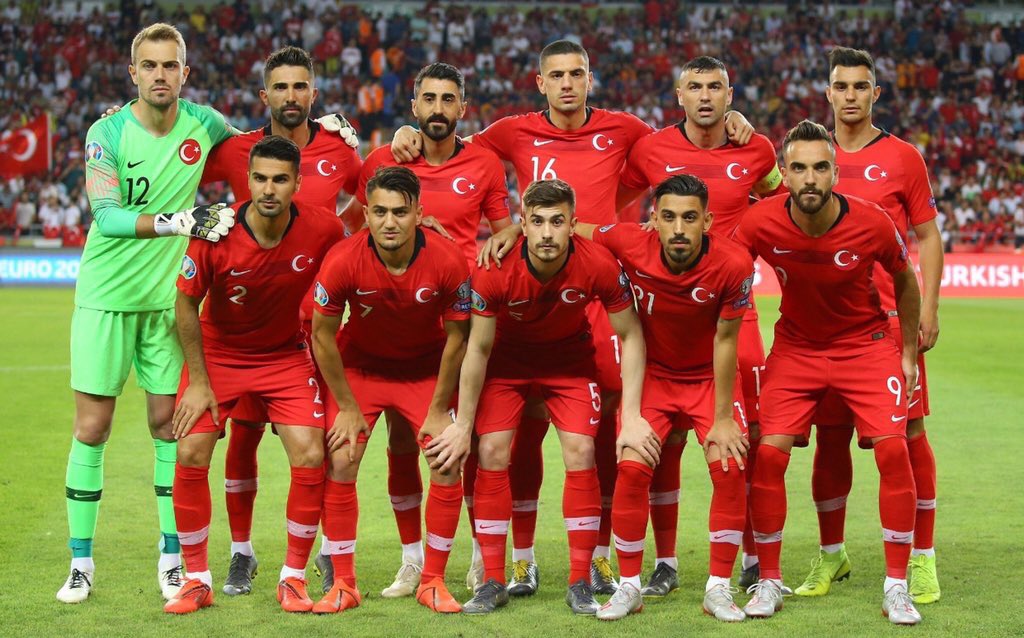 AliYerlikaya's tweet photo. Ay Yıldızlı Takımımız, 
Son dünya şampiyonu Fransa’yı
Konya’da 2-0 devirdi.
Tebrikler Şenol Hoca...
Tebrikler çocuklar...🇹🇷👏🏻

Sizinle gurur duyuyoruz.

#TürkiyeFransa
#HaydiMilliTakım https://t.co/3gduPznvP5