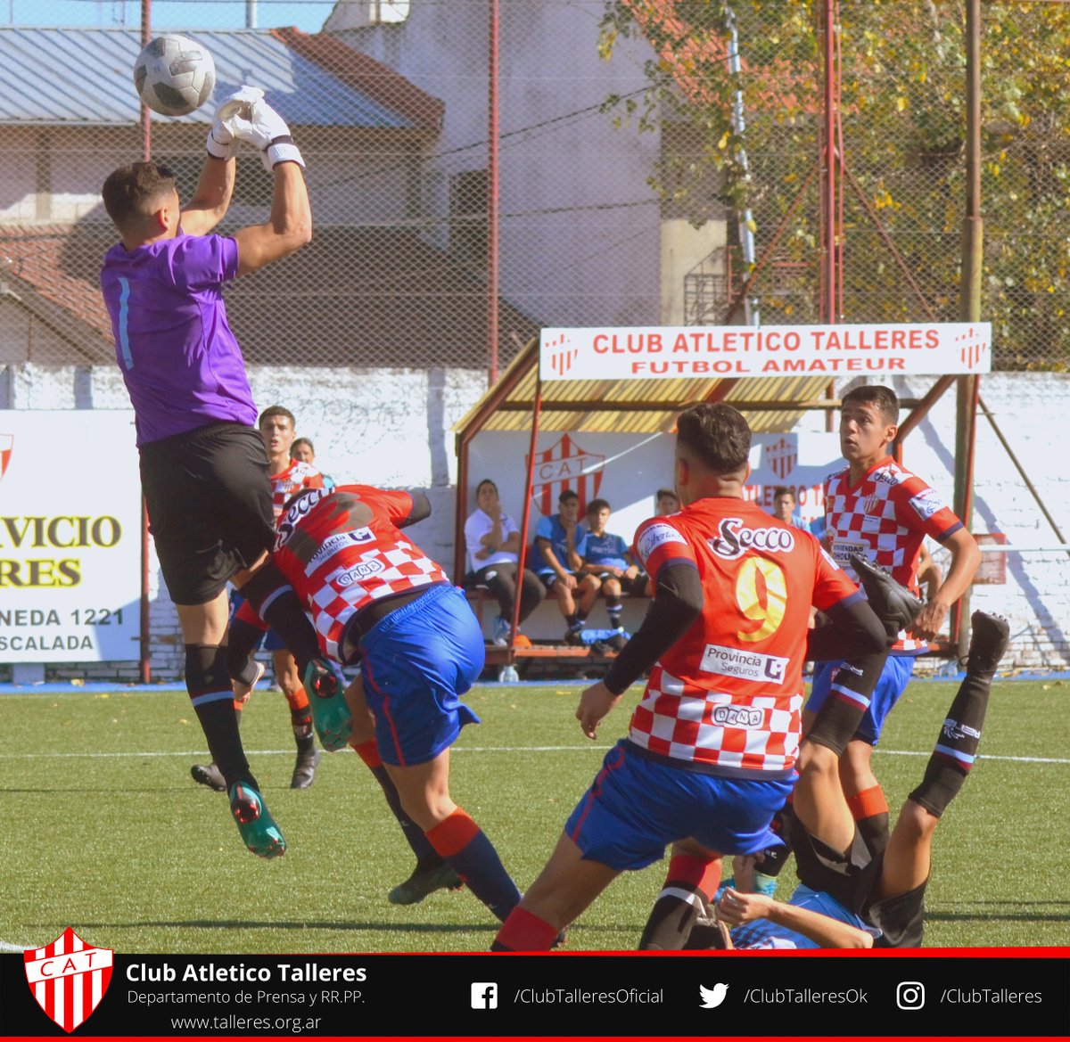 Edgardo Depetri on X: En la cancha de Talleres de Remedios de