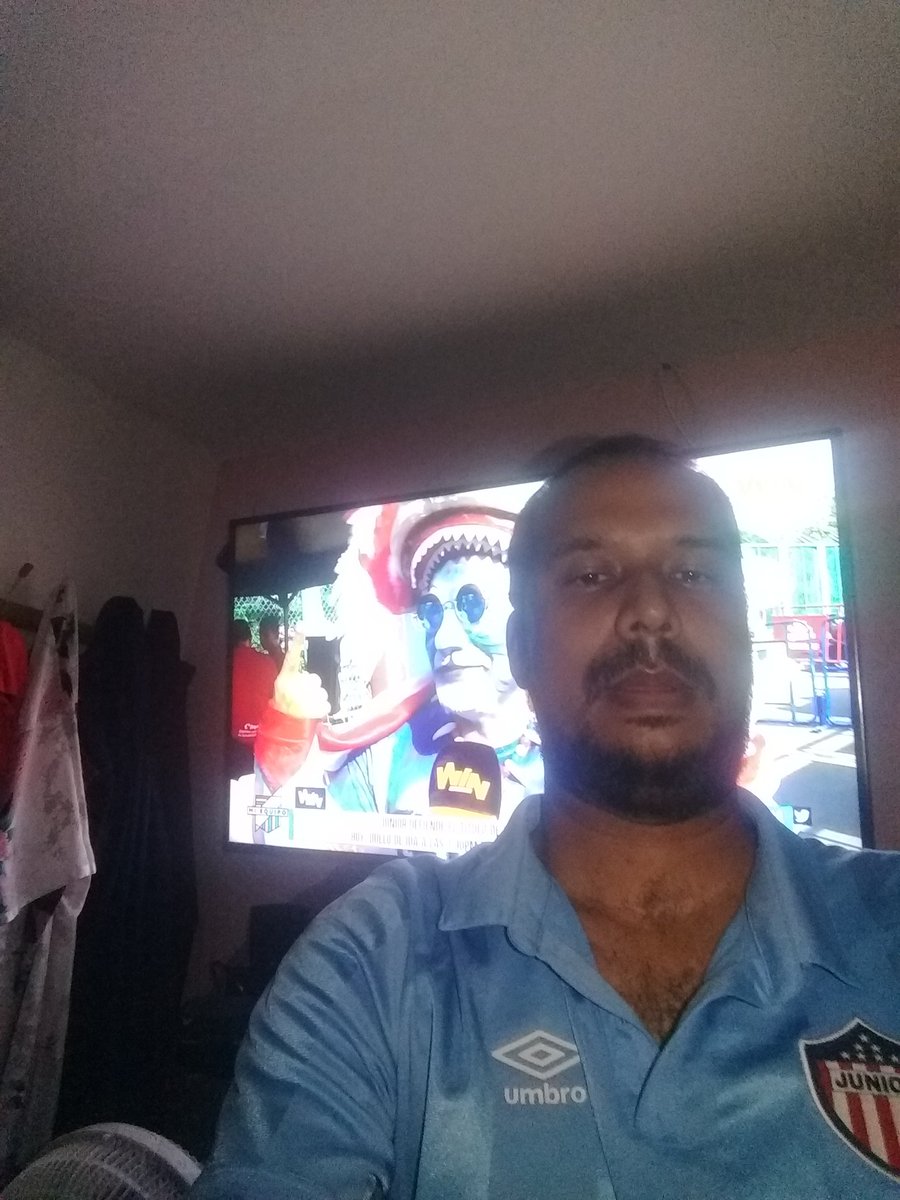 hsanjuanp's tweet image. #LAFINALxWIN @MiEquipoWIN Comesaña, piscis Restrepo, Varacka, Verón, Cheché Hernández, Umaña, Comesaña, Zurdo López