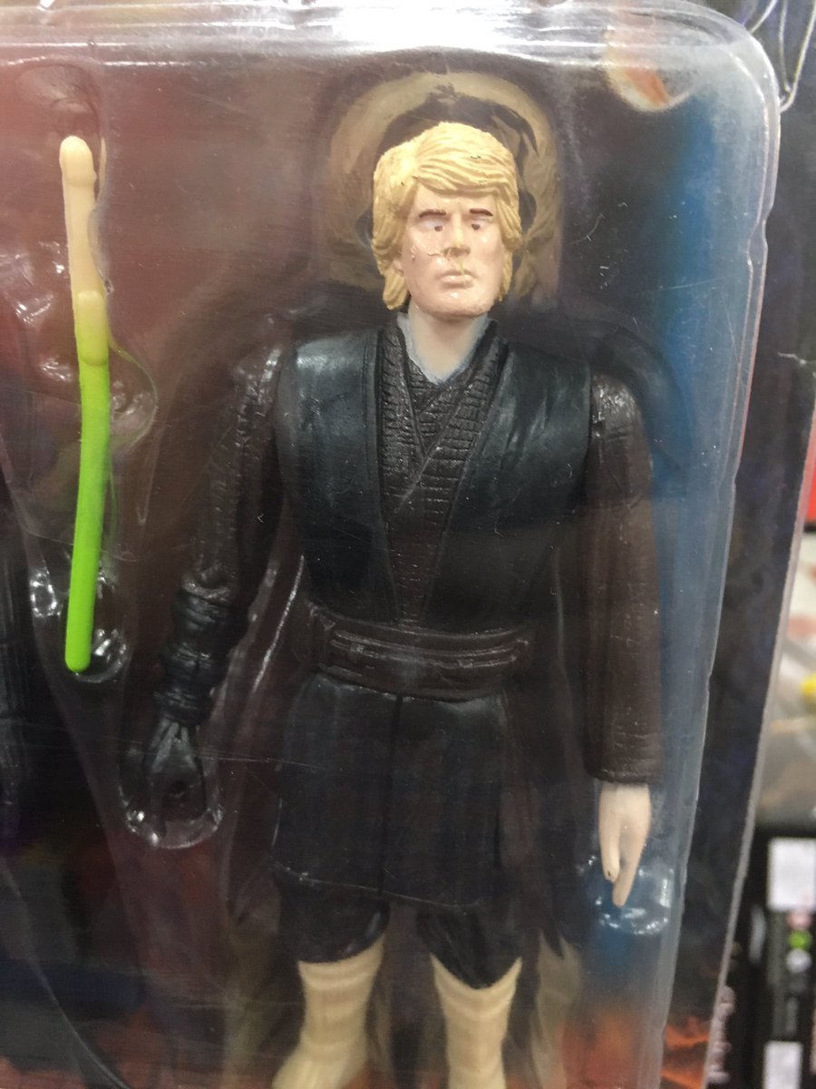 Adiaphora_Miro's tweet photo. @HamillHimself Luke with the crooked #DildoSaber is one of my fave #StarWars #PeculiarPlaythings since a while, but I recently found out that the apple really never falls far from the tree... π https://t.co/43ryRU6q1Q
