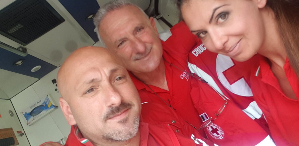 __Sailor_Mars_'s tweet photo. AZ478 ....zum zum!🚑
#8giugno #weekend #cri #Buonaserata #scritturebrevi #ScrivoQuelCheSento #Roma #SeTiPerdi noi ci siamo https://t.co/6tojtdGKj2