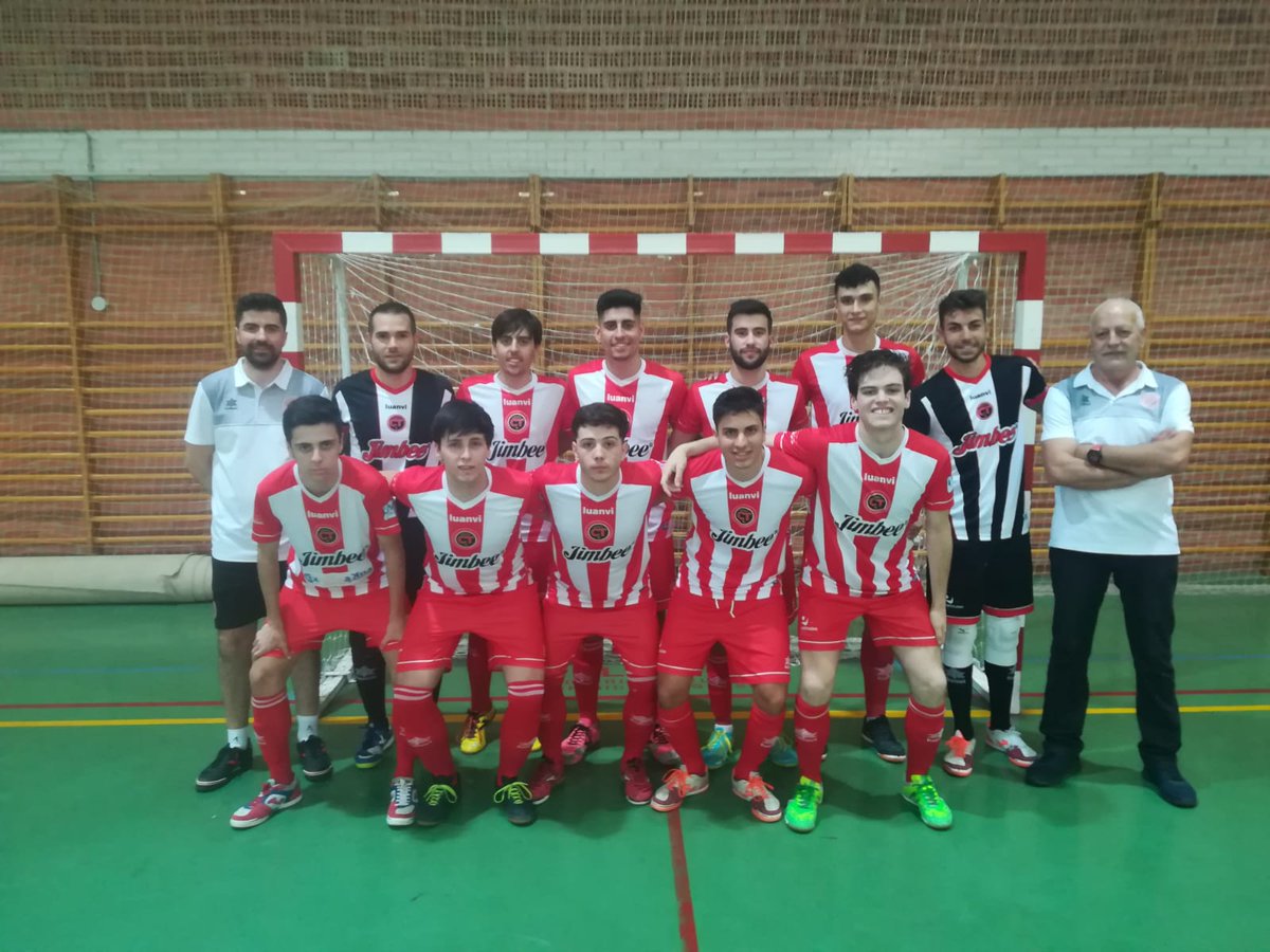 JimbeeCartagena's tweet photo. ¡Enhorabuena a nuestro equipo de Tercera División que consigue el pase a la final de Copa Aficionado! Mañana domingo, a las 12:00 horas, en El Palmar, Jimbee Cartagena vs Águilas. 

#SomosJimbee https://t.co/hCXAsNJvXF