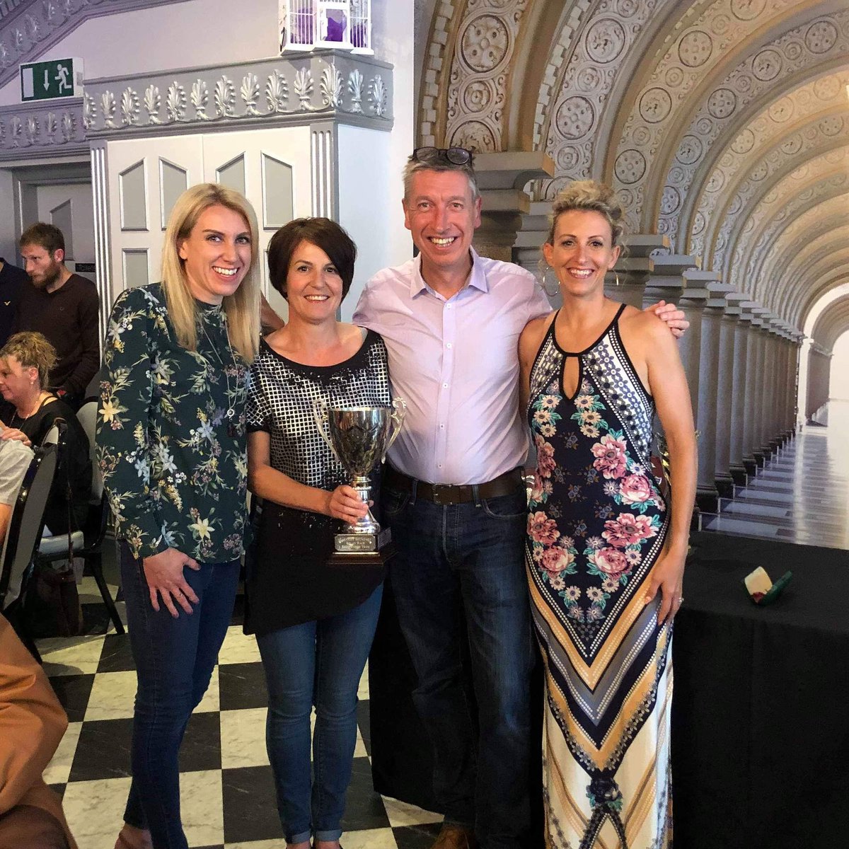 KerryStorra's tweet photo. #BarnsleyBoundary ladies team winners in a new course record. Get in 💪👊 #fastgirls #Team #Friends #Proud @barnsleyac https://t.co/BURvLrG6Id