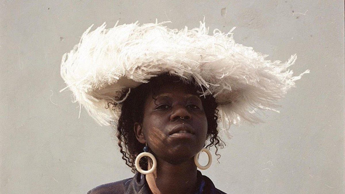 amazingradio's tweet image. We're #FindingTheFuture with @SoundsLikeSofia next. She's tipping Joviale (@guccipoison_) @thecanvasppl @automatic_band &amp;amp; @alexbanksmusic for big things. All four play next!

Listen: amazingradio.com/sofialoporcaro