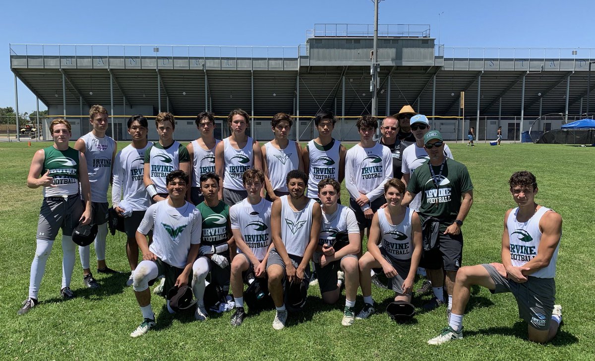 VaqueroFootball's tweet image. Looking good Vaqueros!  Made it to the semis of the @WHSPios Passing Tourney today!  @OCSportsZone #gogreen #airattack #DenyTheSky