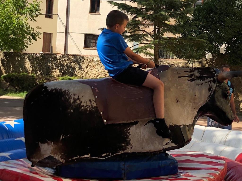 activatersol's tweet photo. Una gran tarda! Gràcies a tots per acompanyar-nos! #festainfantil #Activaterçol #Castellterçol 🚀🚀 https://t.co/2zPy2raaI8
