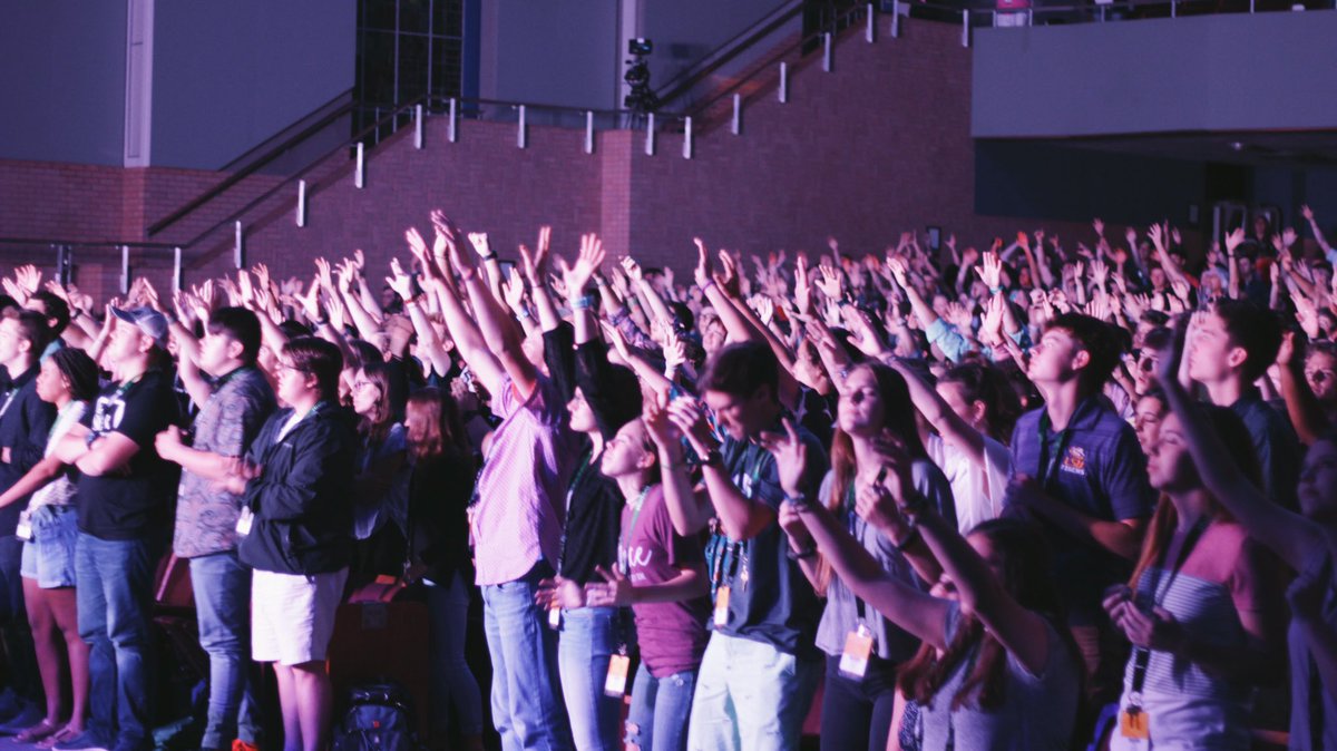 SuperSummerOK's tweet photo. Week 1, we loved ya! Week 2, we’re ready for ya 💚 #ssok19 https://t.co/M3XNVKtytp