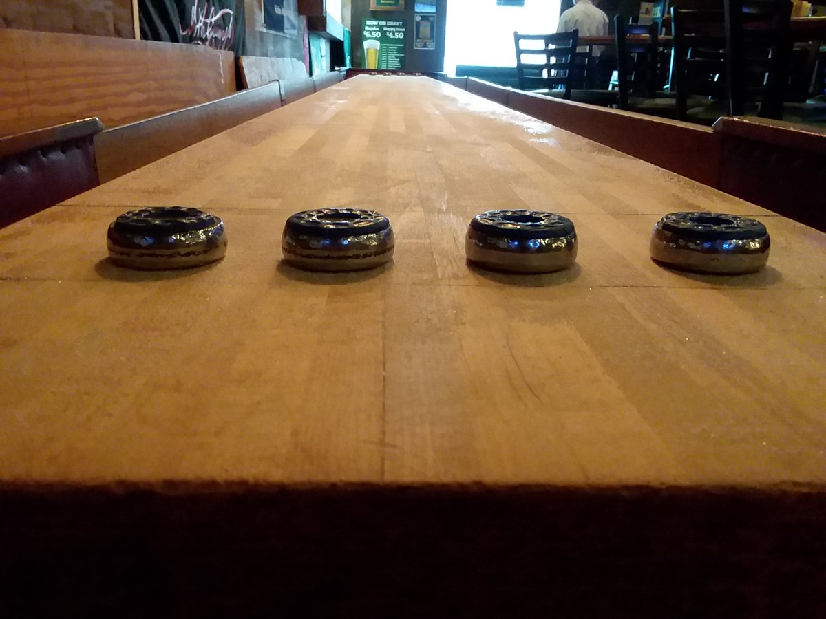 RareOldePub's tweet photo. Along with the great music, food, friendly staff and inviting atmosphere we have fun games to play, too!
#darts #shuffleboard #gamesandpints #trivia #rvabar #rvapub
#irishmusic #rishpub #rvaevents #rvaparty #rvadine #rvaeats #irishwhisky #guinness #social #drinkingsongs https://t.co/FErVVFyIri