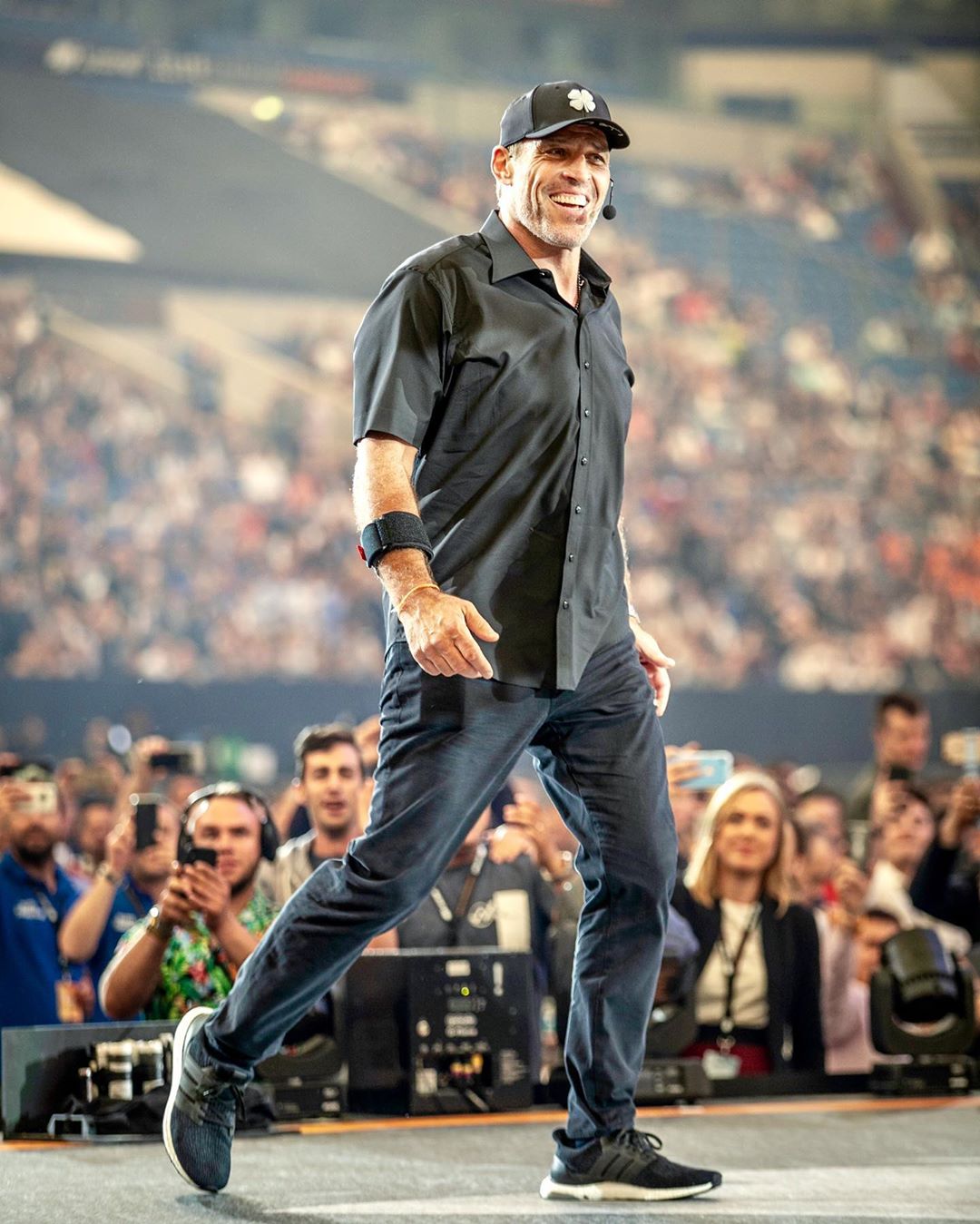 Tony Robbins on Twitter "Last night in Gelsenkirchen, GER 🙌 The creation of this special global