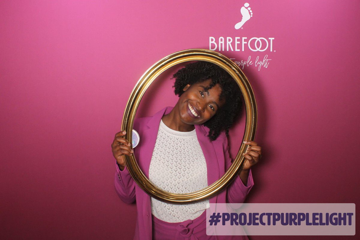 buhreeyah's tweet photo. I learned about the lack of diversity in the wine industry and how @BarefootWine is changing the narrative through #projectpurplelight https://t.co/RBOOdNWlGE