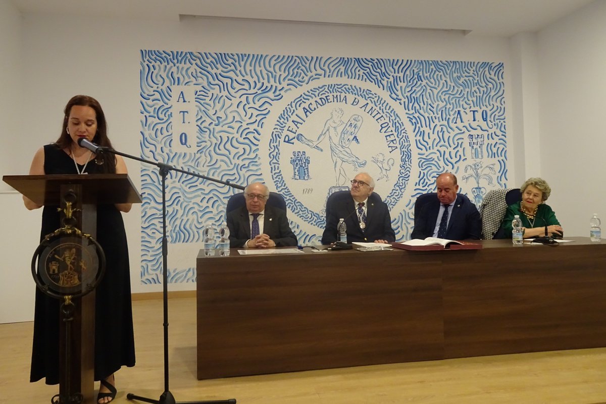 CA Dólmenes de Antequera tweet media