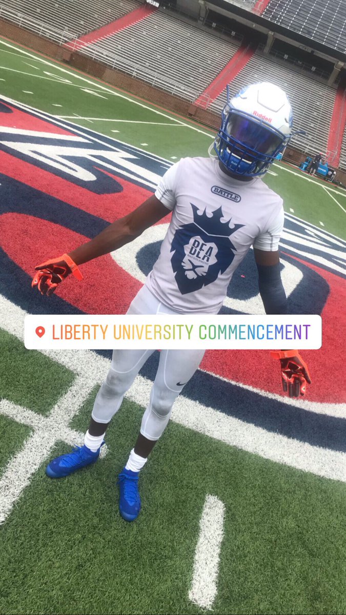 VachonRaye15's tweet photo. great facilities. enjoyed playing in virginia w/ @beastelitesport https://t.co/nEBaMx42t6