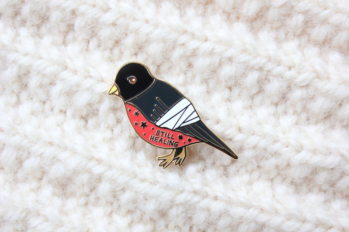 tender_ghost's tweet photo. All orders are 15% off with code SUN15! That includes all new items, like this guy🦜

https://t.co/qRM3VB3lba https://t.co/x0vJi1ZpEN