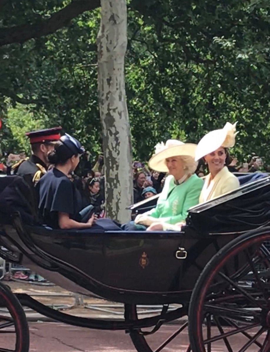 priddy_cathy's tweet photo. Daniel and I spent the day with a few of our closest friends 😍 #QueensBirthdayHonours2019 #London https://t.co/IJE53fOxDl