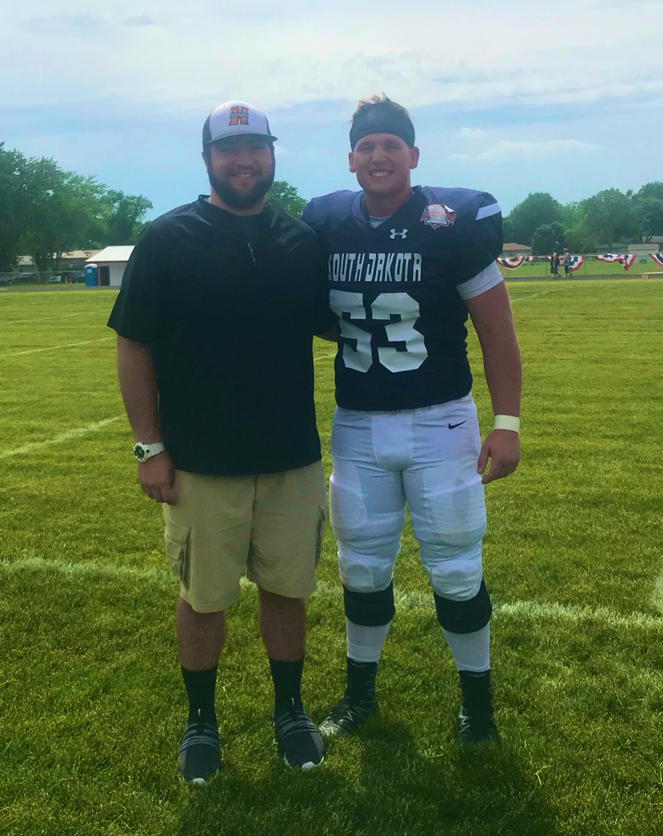 Damon Macleary tweet media