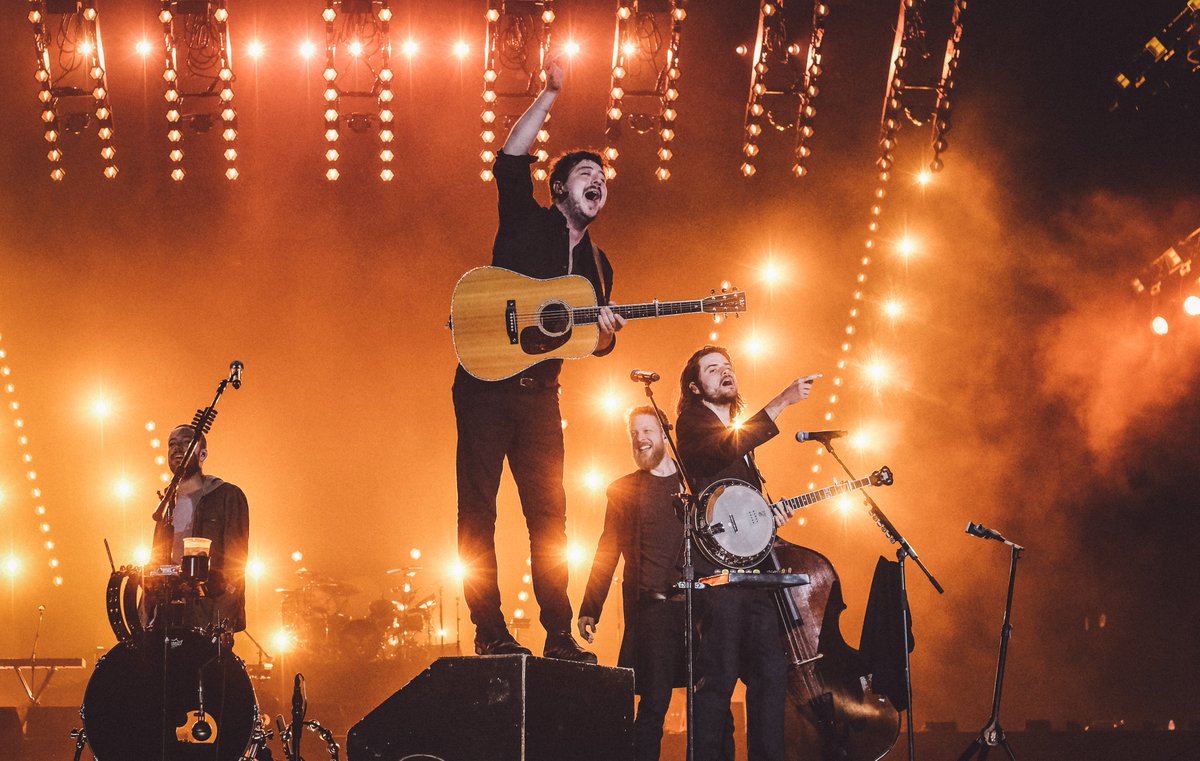 MumfordAndSons's tweet photo. Dank je Pinkpop, Dank je Netherlands 🇳🇱 @pinkpopfest #DeltaTour https://t.co/8Ndi4jcrVo