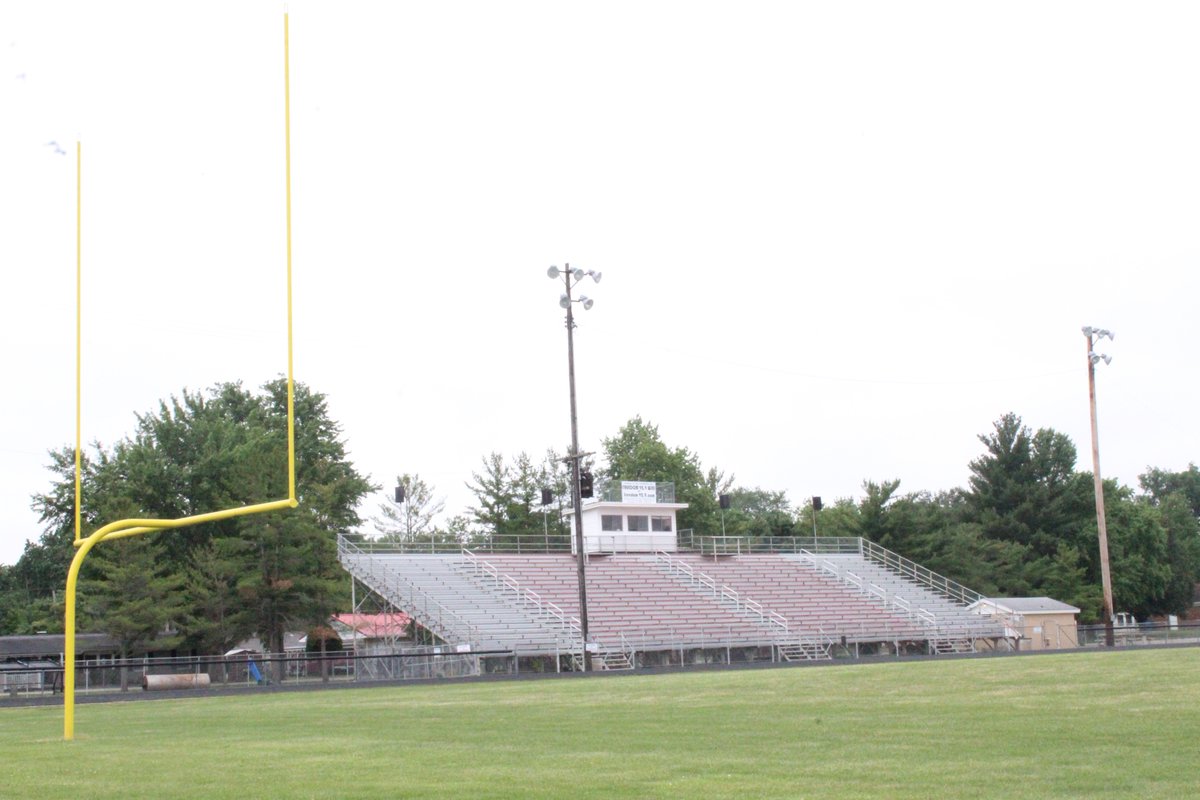 OlneyTigerFB's tweet photo. 83 days #2019kickoff #fridaynightlights #otf @EDGYTIM @OneTigerNation1 @RCHSTigers @little_illini @wmixsports @DeepDishFB https://t.co/cdh2LQB1OW