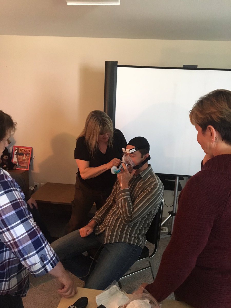 randyhansen18's tweet photo. Today we are in Southside providing the Continuing Profesional Development course the crews from the area. Reviewing the application of CPAP. Crews appreciate the simplicity of the new Rescuer 2 CPAP Compact CPAP System. https://t.co/MGxZKURDgw