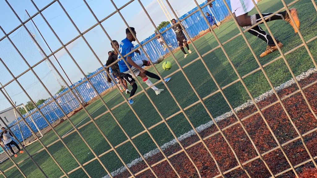 sportybetbuild's tweet photo. We are Done with the Rovers 🌚🕺🏽.
📝 [MATCH REPORT]

 @Break_pass    
11-5 @DANROVERS1 

W)gbenaaaaaaaaa!!

💙💛💙💛💙💛#lettheballdotherunning. 

@pfleague_ https://t.co/HXUp37JdIQ