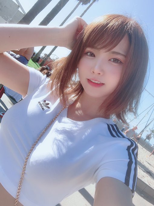 コスプレイヤーえなこのTwitter画像28