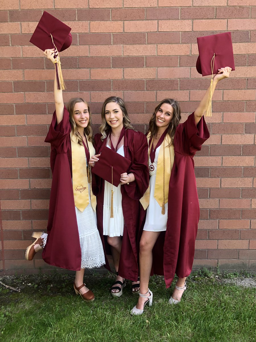 MGAmbassadors's tweet photo. What’s better than a crown and gown...a cap and gown!!! Congratulations to our outgoing Ambassadors Sophie, Madison and Katya on your graduation day! We’re so proud of you and can’t wait to see you bloom into your next adventure! #Classof2019 #DaretoDream https://t.co/Y1pJtpoEap