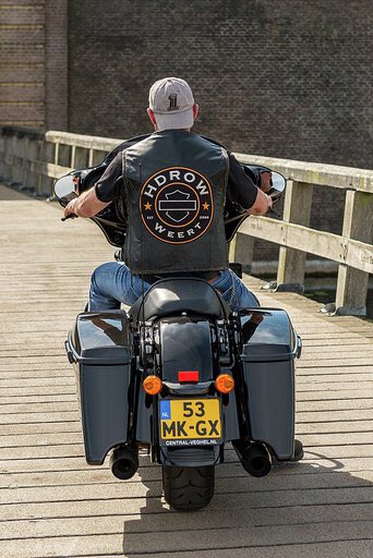 HDROW_'s tweet photo. #harleydavidsonriders #allforfreedomfreedomforall subscribe us on  #youtube #hdrow #harleydavidsonrideoutweert #memorialriders #ww2 #westerneurope #supportc47 #tailgunner 99% club https://t.co/tR5wOyRvJp