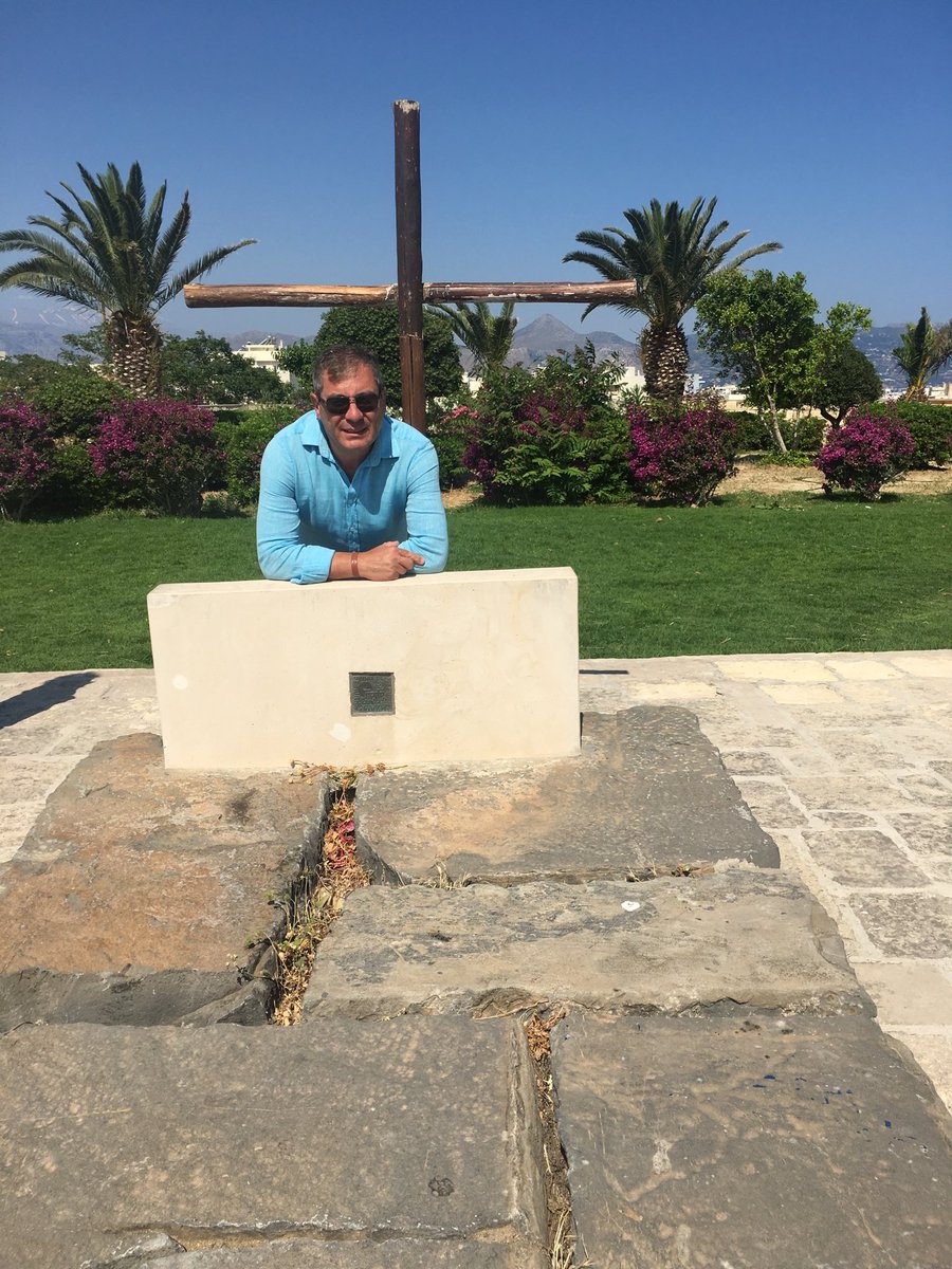 ErdemSilistreli's tweet image. "I hope for nothing. I fear nothing. I am free." #NikosKazantzakis #Irakleio "Hiçbirşey ummuyorum, hiçbirşeyden korkmuyorum, özgürüm" #Kazancakis #Ηράκλειο #Καζαντζακης