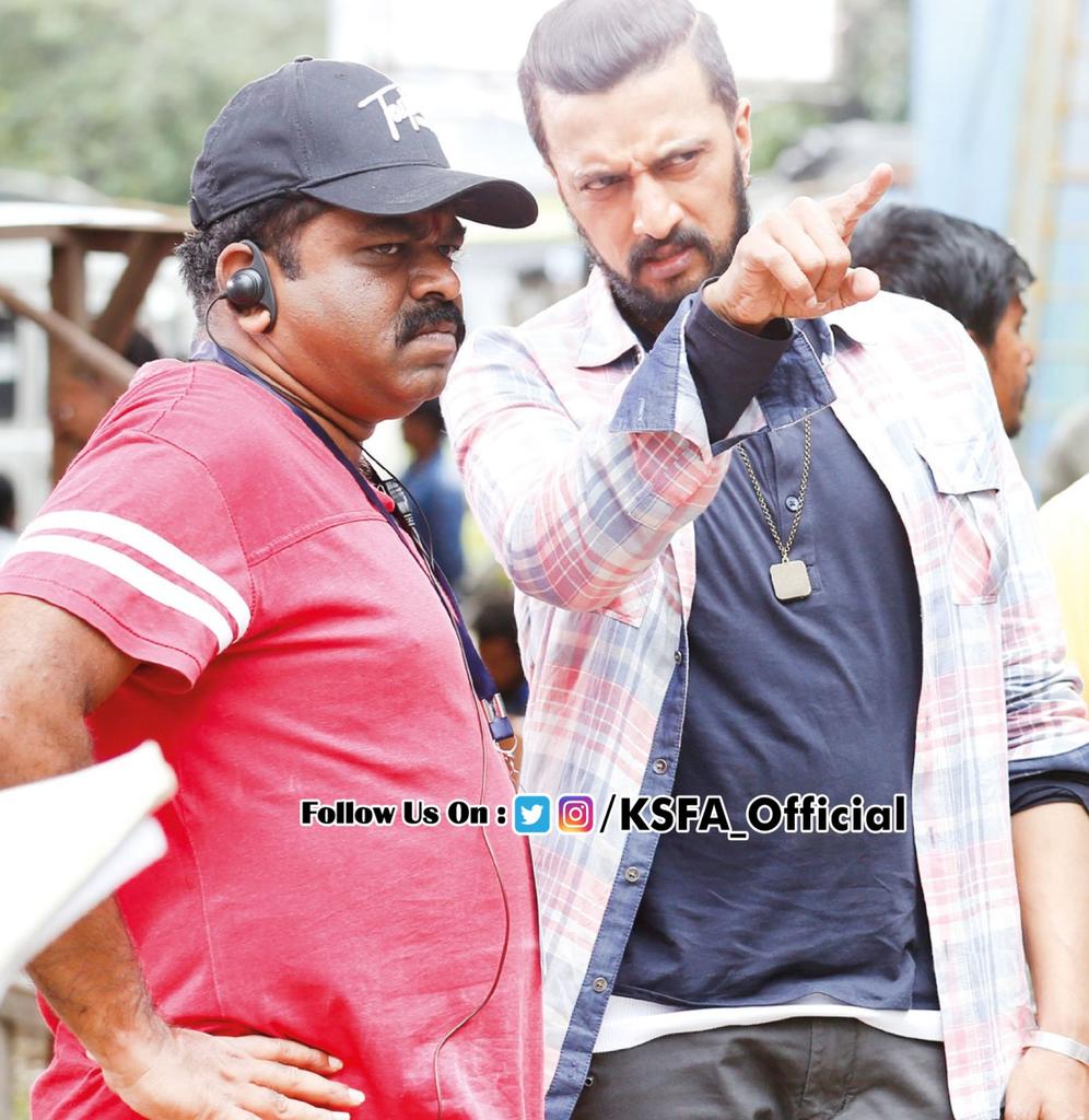 KSFA_Official's tweet photo. Wishing the Blockbuster Stuff #Hebbuli Director #Kittappa A warm Happy Birthday &amp; Huge Expected #Pailwaan will surely be Biggest Blockbuster 😎😎🔥
@KicchaSudeep @Krisshdop

#ಹೆಬ್ಬುಲಿ ಹಾಗೂ #ಪೈಲ್ವಾನ್ ಚಿತ್ರದ ಸೃಷ್ಟಿಕರ್ತನಿಗೆ ಹುಟ್ಟು ಹಬ್ಬದ ಶುಭಾಶಯಗಳು..🤗💐
~ #KSFA™ https://t.co/wIM2Wv1Aaf