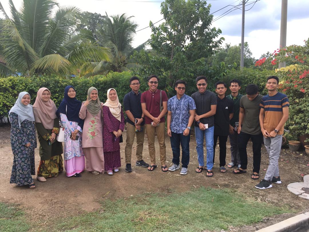 Mahfuzputt's tweet photo. Keep it 100🎉🎆 #4eid https://t.co/OImgtjJi91