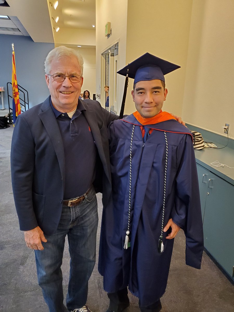 markie3941's tweet image. 2019 Immigrant Resilency Graduation!These students did it despite the odds and all of the obstacles. All of our community deserves the right to an affordable college education! #immigrad #DreamAndPromiseNow @pimatweets @AztecPress @LeeLambert3 @duran_cerda