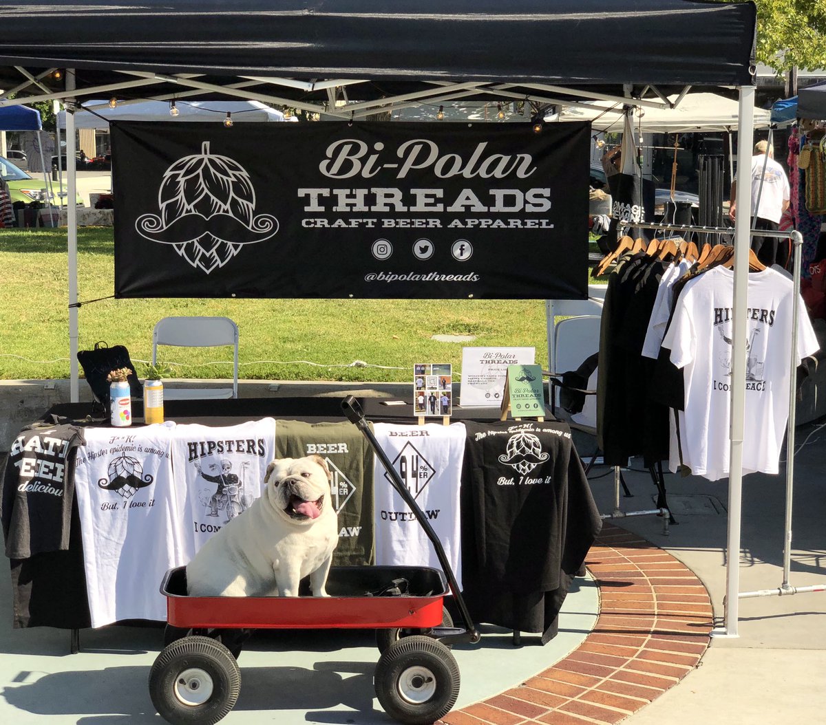 bipolarthreads's tweet photo. Happy Saturday! Hope everyone is enjoying this So Cal weather. 😎 Stop by our merchant table ✌🏽and say hi!
#pawmia #bipolarthreads #bikerslovebeer #pomona
#downtownpomona #craftbeer #craftbeerlover #merch #2ndsaturday #marketnight #artwalk https://t.co/Pg3Jj4kQNs