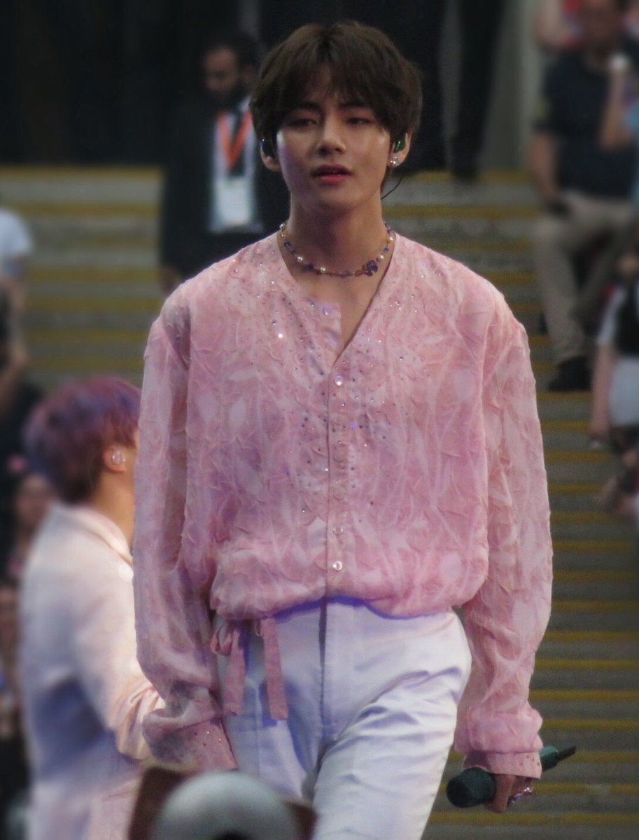 baejiminn's tweet photo. Fuck this shit im out https://t.co/k9ssIFO2VD
