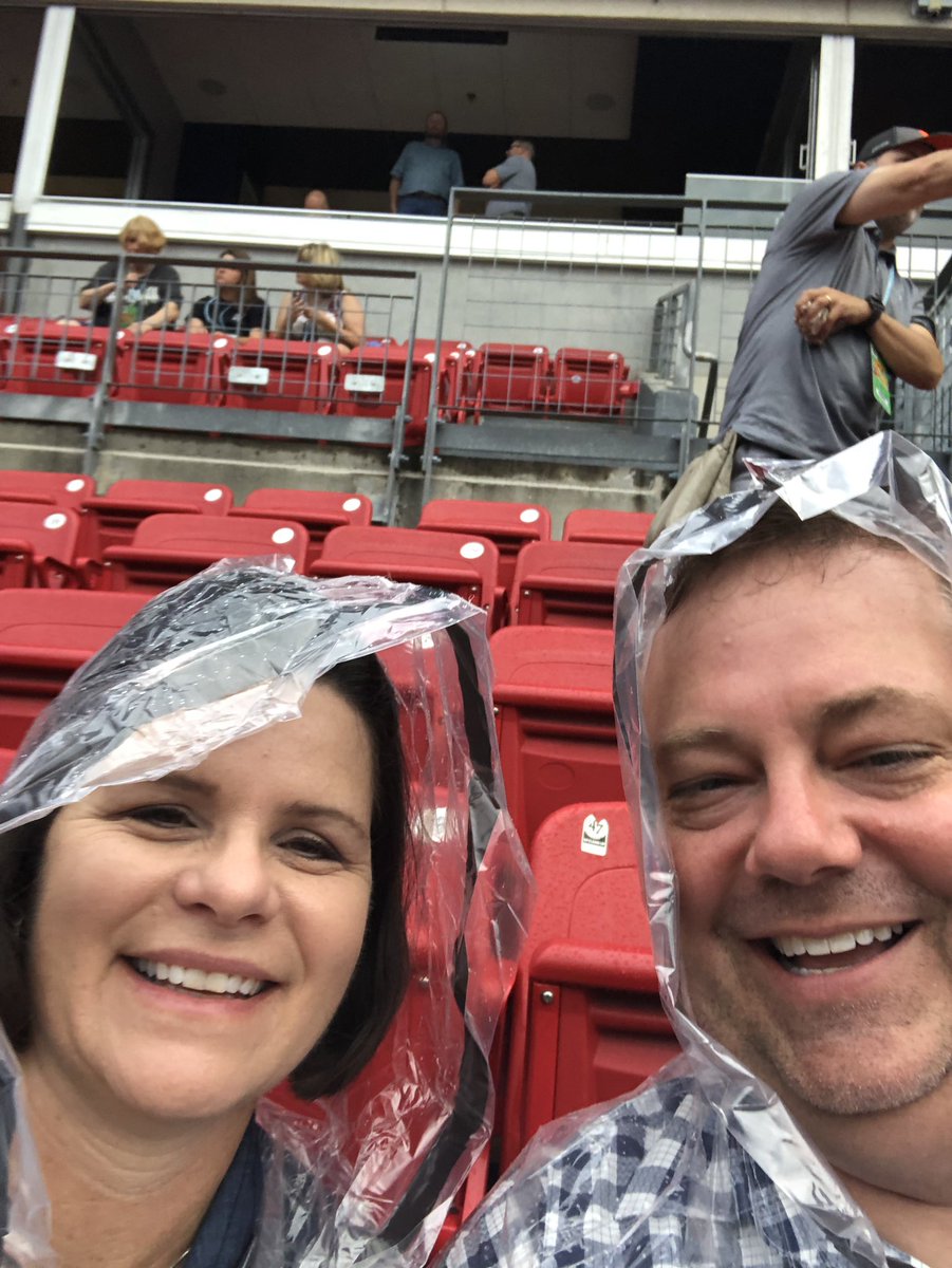 mhermann24's tweet photo. #cmafest19 just in from Dallas https://t.co/GeK5T0YOMD