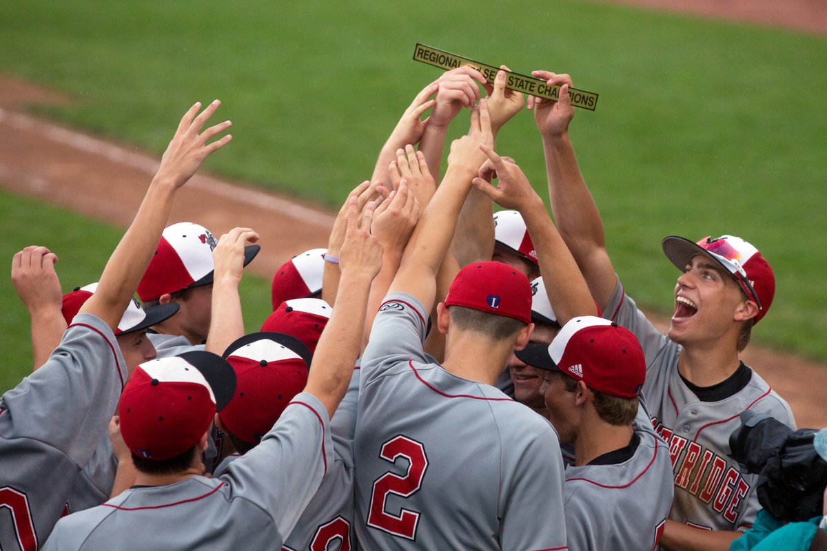 TweetsOfHendrix's tweet photo. A near-spotless pitching performance. A balanced supply of offense from all nine batters. A second straight semistate championship.

The Southridge baseball team is heading to Victory Field once again for the IHSAA Class 2A State Finals.

https://t.co/8J5SXahkfi https://t.co/sCQj77jNAn