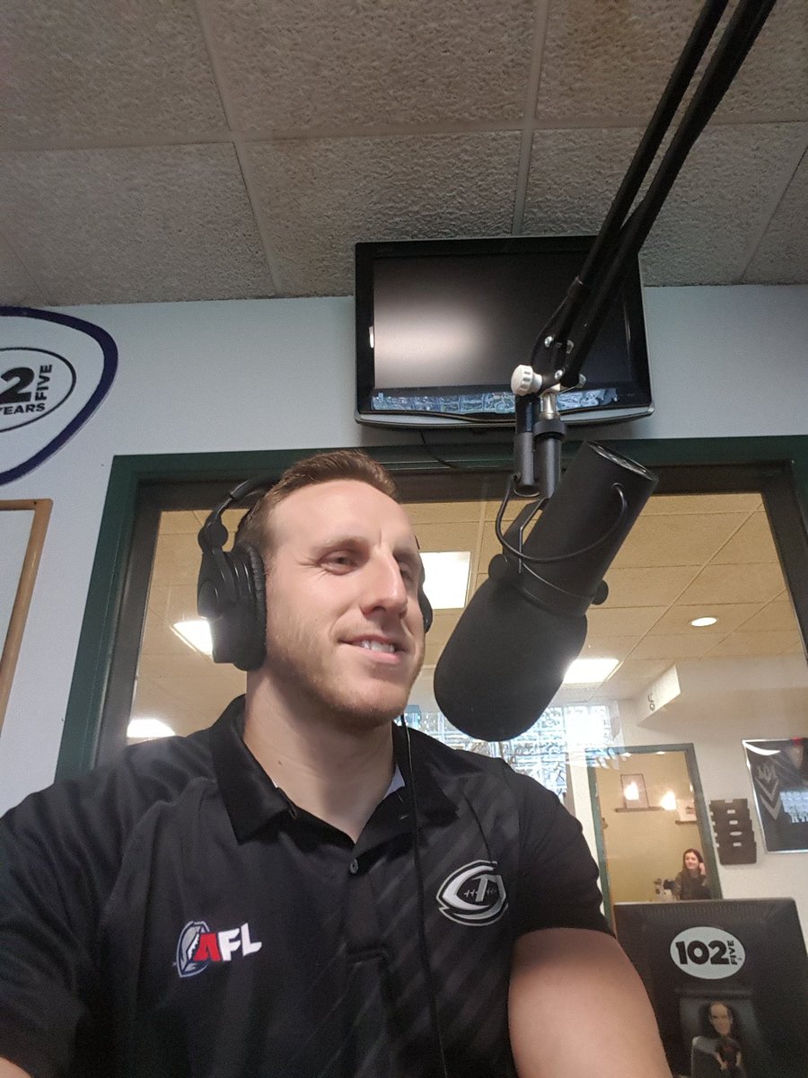 CraigTheLeg19's tweet photo. Thank you @cd1025fm for having me on the air yesterday before the game. I had a blast and it's always fun talking football. I appreciate all of you @realradiorandy @morningsoncd1025 @masecd1025
#CraigTheLeg #kicker #kickerthattackles #ontheair #ColumbusDestroyers @afldestroyers https://t.co/ObsUEuNaK6
