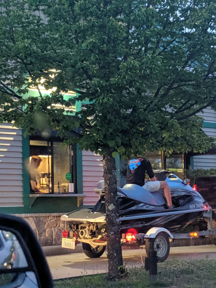 AndrewWillhoite's tweet photo. Is this dude really going through the drive through on a jet ski https://t.co/E2801djt5O
