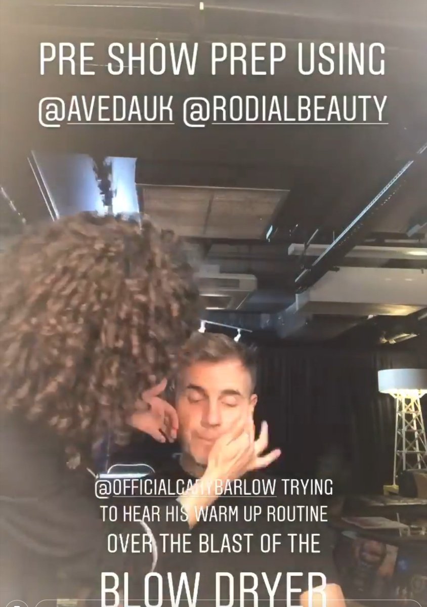 TakeThatFanBase's tweet photo. #Instagram(-story) 😊 #LizT #prep #preshow #Gary #trying #warmuproutine #hear #hairspray #blast #blowdryer #moisturiser #Garyshair #quickchanges https://t.co/22ETCw3Utp